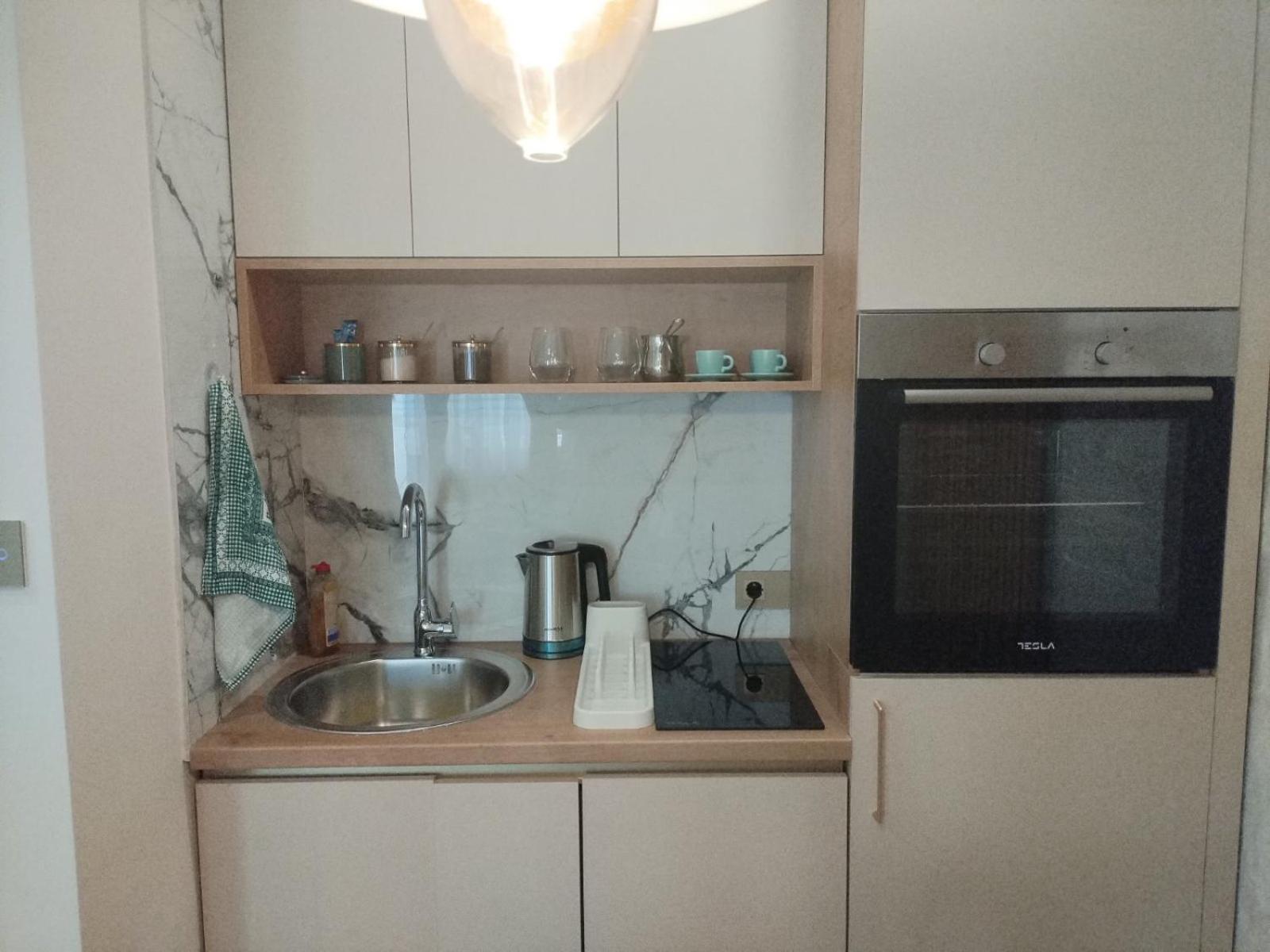 Apartment Centrum - Free Private Parking Новий Сад Екстер'єр фото
