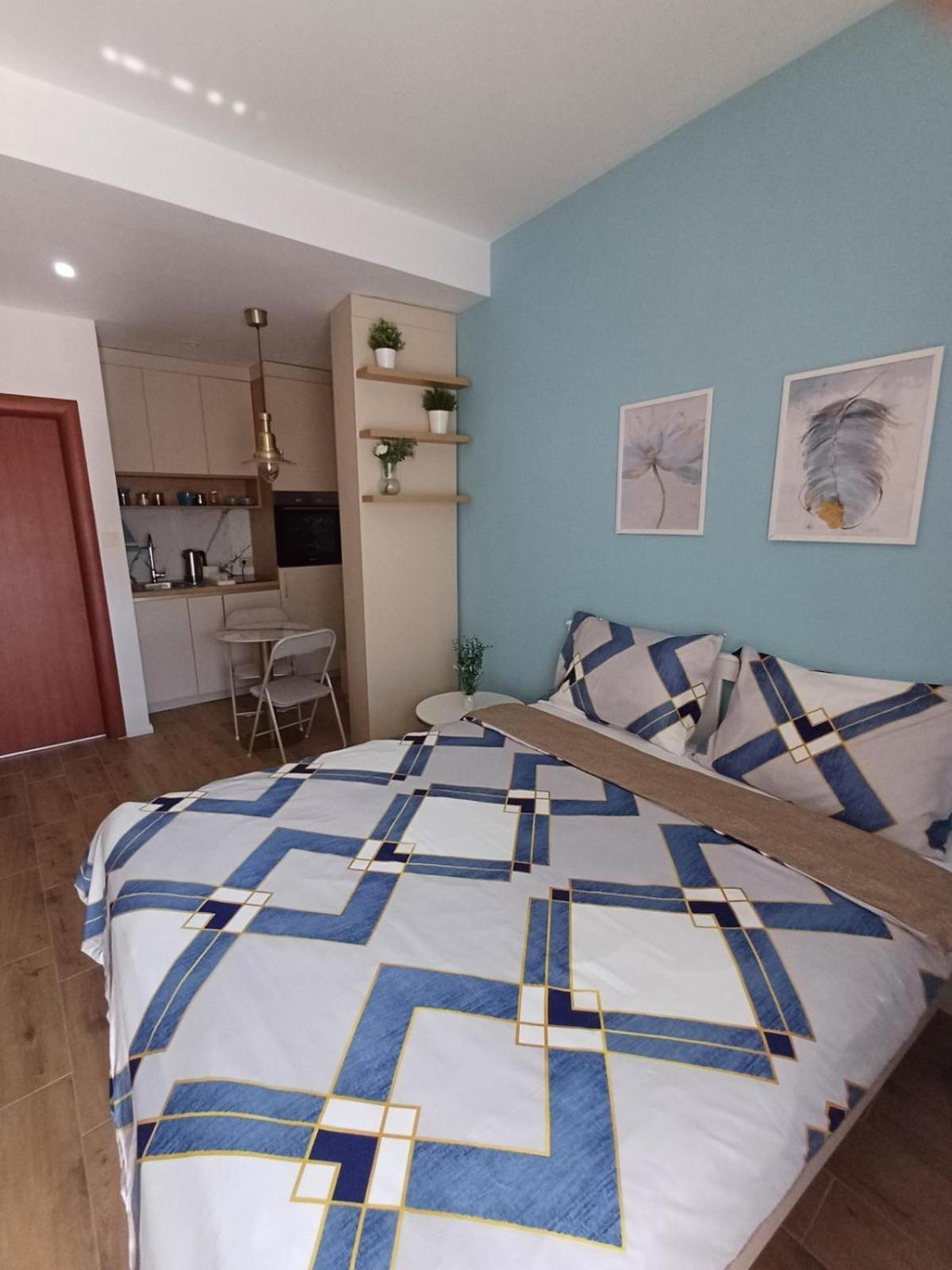 Apartment Centrum - Free Private Parking Новий Сад Екстер'єр фото