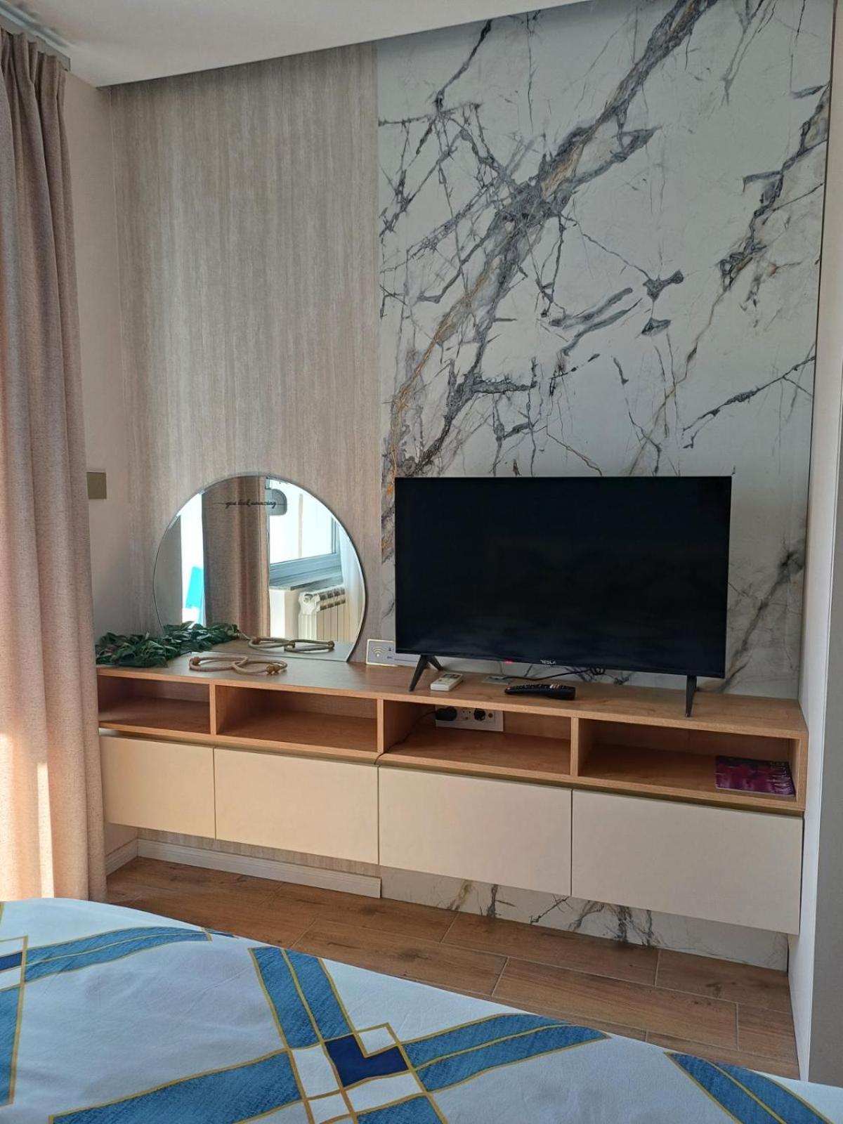 Apartment Centrum - Free Private Parking Новий Сад Екстер'єр фото